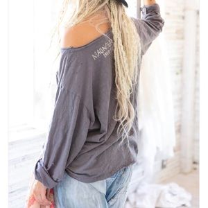 Magnolia Pearl Viggo Tee in Ozzy 🩶 NWT